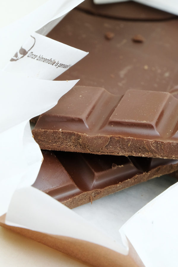 BioTres Hombres 52% Milch mit Kaffee, als 90g Schokoladentafel – Bild 2