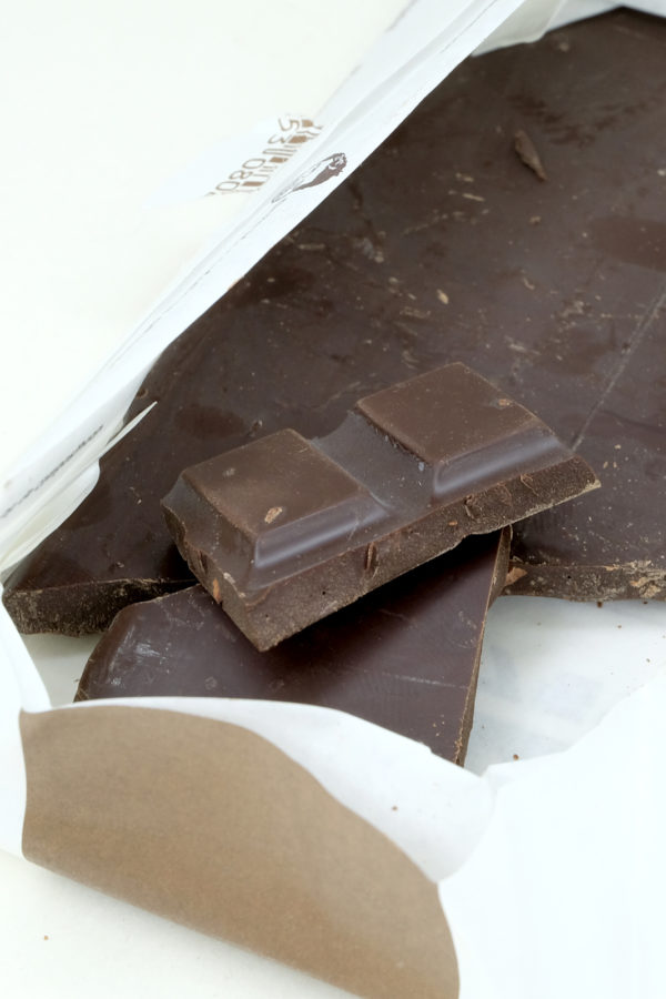 BioTres Hombres 75% mit gerösteten Kakaonibs, als 90g Schokoladentafel – Bild 3